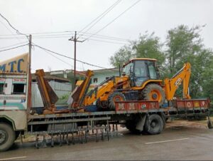 32 feet jcb transportation service