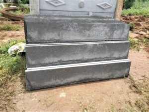 8 feet concrete compound wall